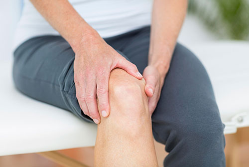 los angeles nexgen knee implant injury